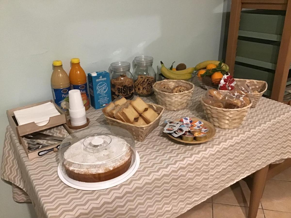 Achirina Bed And Breakfast Cisterna di Latina Buitenkant foto